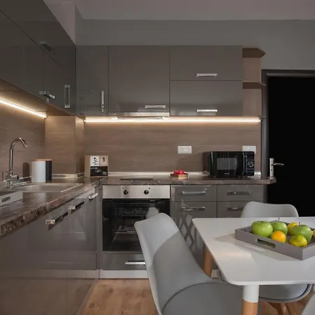 מלון דירות Miramar Luxury פומורי