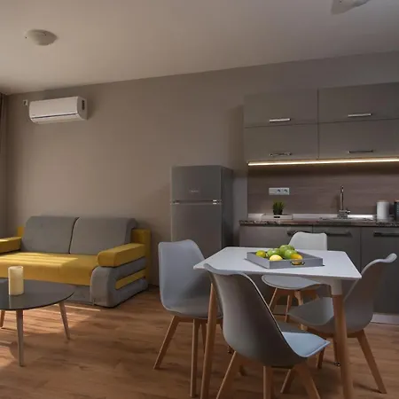 מלון דירות Miramar Luxury *
